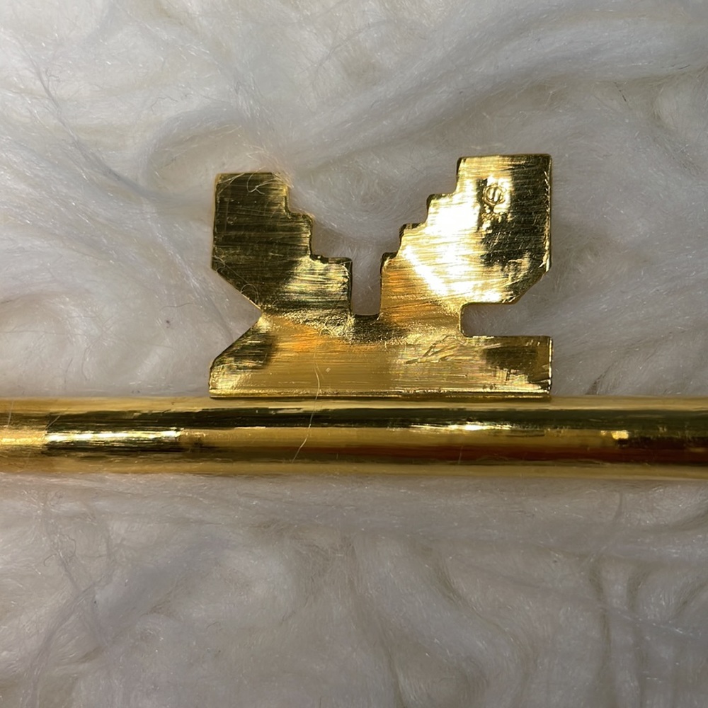 Vintage 24 Karat Pure Gold Key - Picture 5 of 17